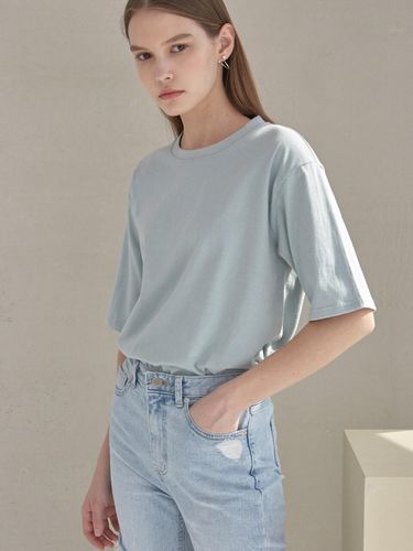 Amber Round Half Tee_Mint - YAN13 - Modalova