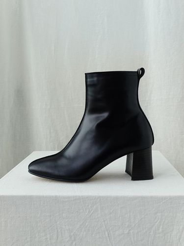 Skinny Ankle Boots Black - february second - Modalova