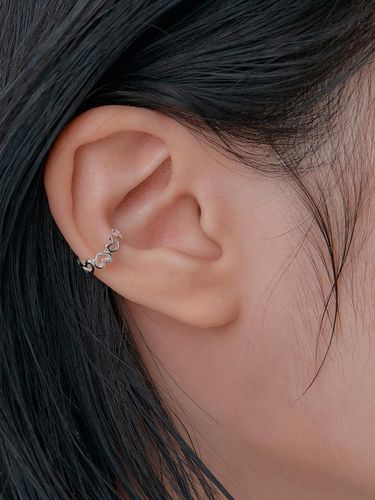 Silver Heart Earcuff_2 Colors - POSTLUDE - Modalova