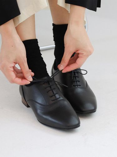 Modern_l_Loafer_Black_8514 - MOL:pin - Modalova