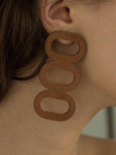 Monet Earring Brown - BAEBAE - Modalova