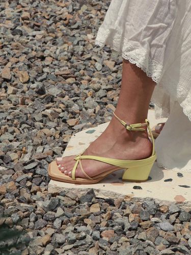 Knot Strap Sandals - february second - Modalova