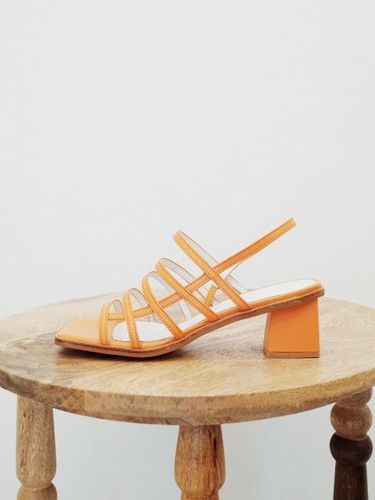 Square Mama Sandals Orange - february second - Modalova