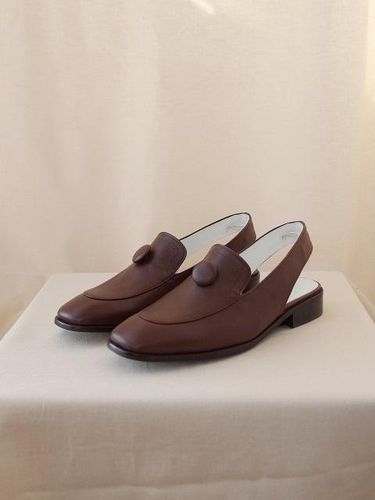 Button Sling Back Brown - february second - Modalova