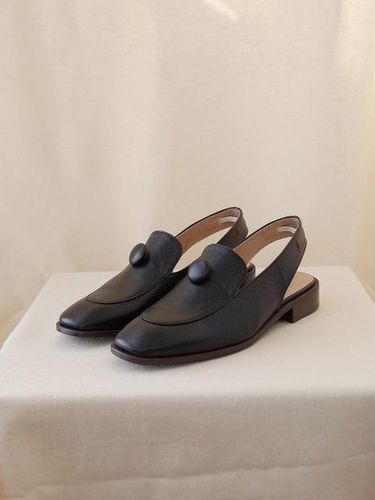 Button Sling Back Black - february second - Modalova