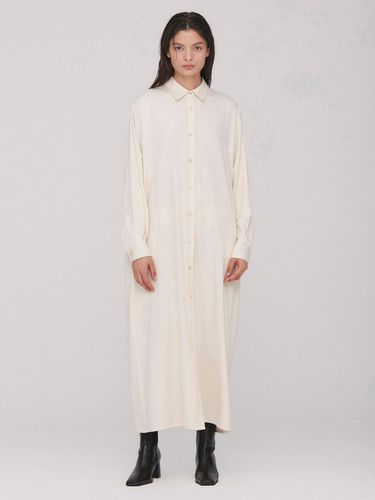 Lena Long Shirt Dress_Cream - BLUV - Modalova