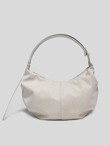 HT Nylon Shoulder Bag (Salt) - NOTHING WRITTEN - Modalova