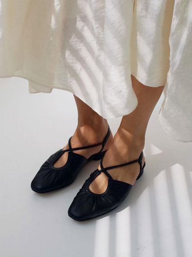 French Ballet Shoes Black - february second - Modalova