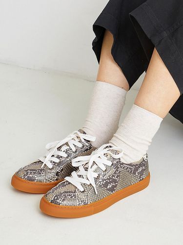 BIP18314 Sculpted Sneakers - Byeuuns - Modalova