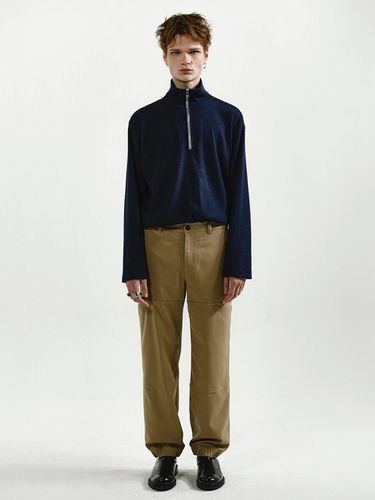 Pocket Pants_Beige - YOUNGOH - Modalova