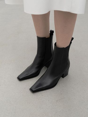 WESTERN CHELSEA BOOTS [C0F10 BK] - CHIELEI - Modalova