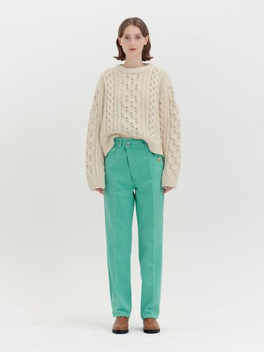 QENEVA Asymmetric Front Denim Pants_Sage Green - EENK - Modalova