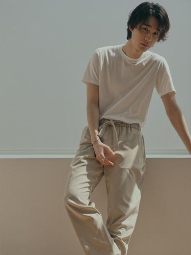 Suede Spring Pants_Beige - FILLCHIC - Modalova