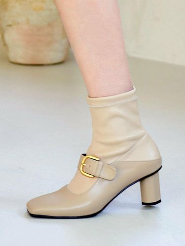 Mary-Jane Socks Boots_Beige - NONETHELESS - Modalova