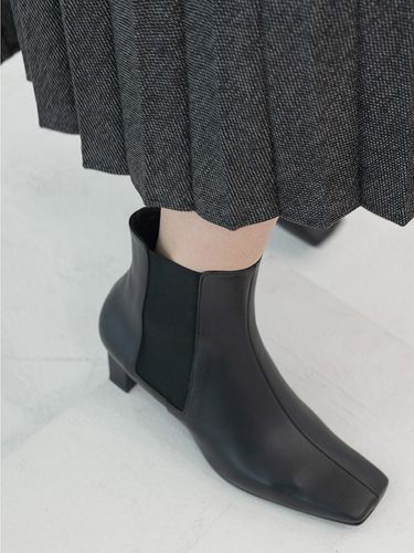 Lukas Chelsea Boots_Black - SECONDAILY - Modalova