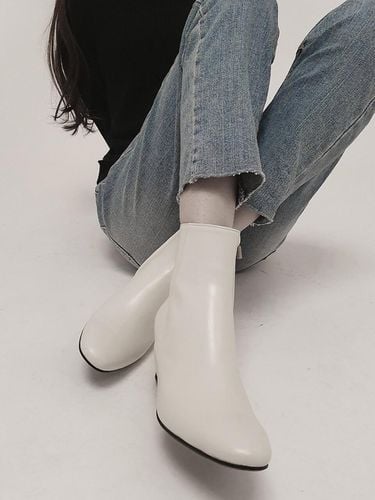 Hegen Ankle Boots - SECONDAILY - Modalova