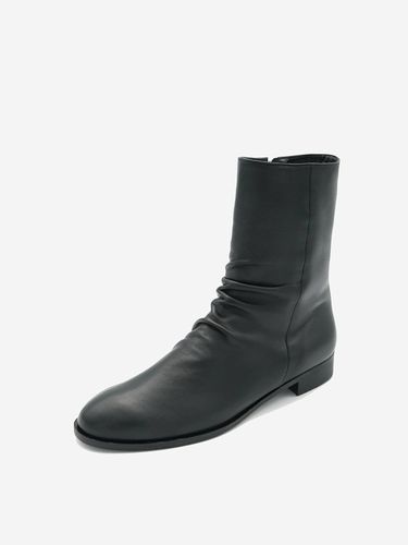 LOGAN BOOTS - BLACK - HYOON - Modalova