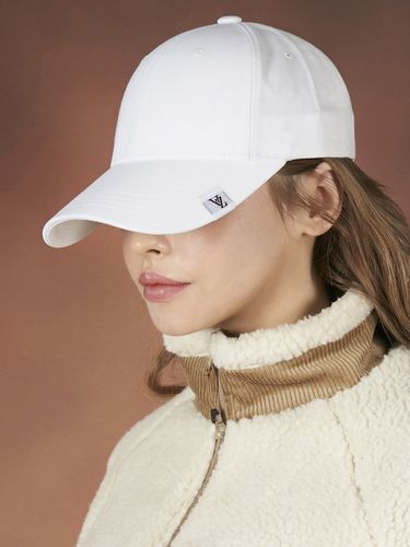 Label Visor Overfit Ball Cap_White - VARZAR - Modalova