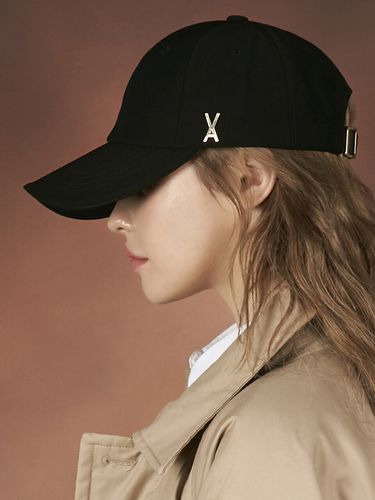 Gold Stud Overfit Ball Cap_Black - VARZAR - Modalova