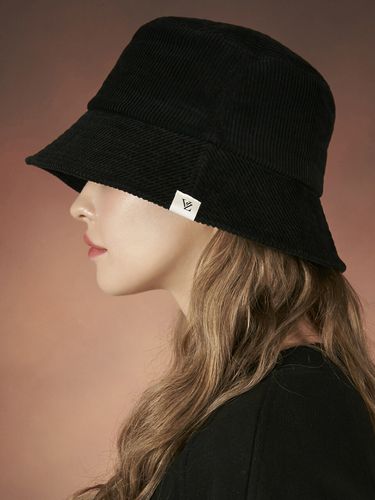 Corduroy Stud Drop Bucket Hat_Black - VARZAR - Modalova