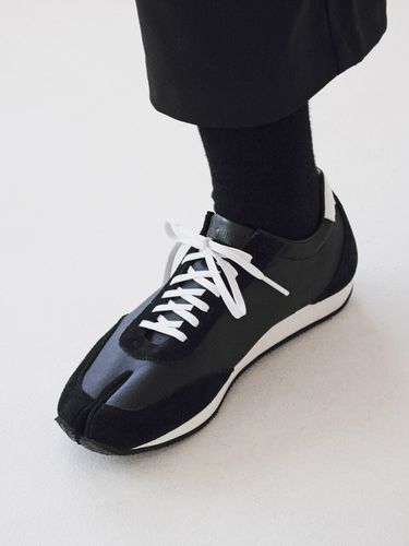 UNISEX] TABI Sneakers - JAM’T - Modalova