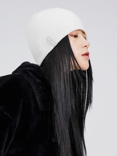 FLARE Knit Beanie Off White - FLARE UP - Modalova