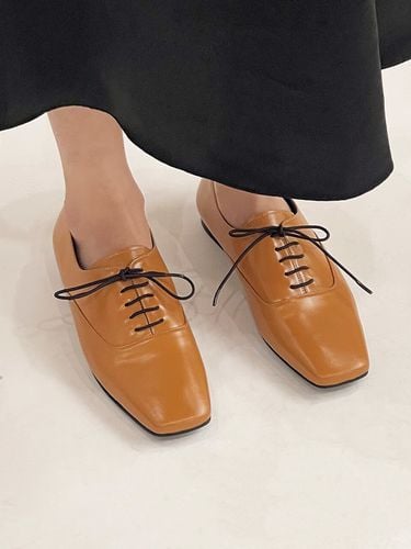 Eleana Lace-Up Strap Loafer AM211020 - amellie - Modalova