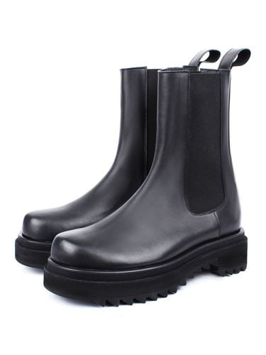 Wave Shark Sole Chelsea Boots Black - DAVID STONE - Modalova