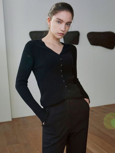 BUTTON SLIM KNIT CARDIGAN_BLACK - NICK&NICOLE - Modalova