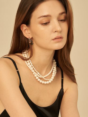 Pearl 3 Lines Necklace - MAD FACTORY - Modalova