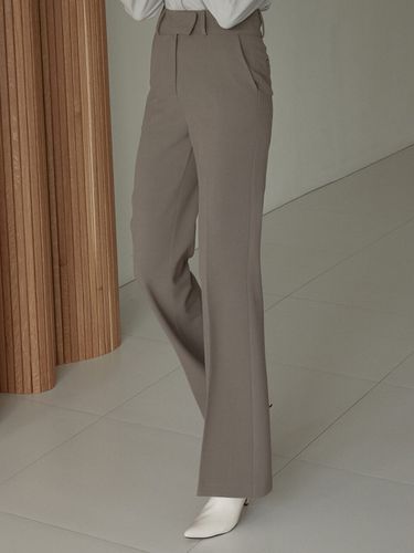 OU523 Bootcut Slacks_2colors - ouie - Modalova