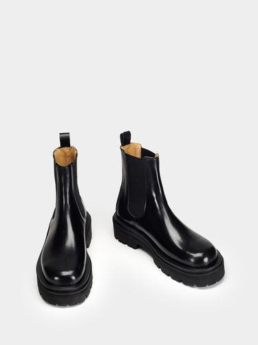 Round Toe Boots Black - TONNO22 - Modalova