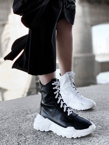 RE- SNEAKERS BOOTS_Black - MODERN ALCHEMIST - Modalova