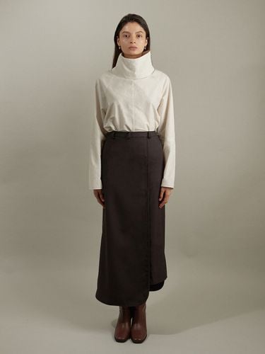 Binding Line Skirt_Dark Brown - FINNLEE - Modalova