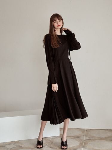 Shoulder Strap Flare Dress_Black - ETMON - Modalova