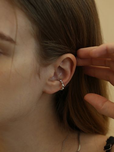 Wave Point Ear Cuff C008 - LAZYDAWN - Modalova