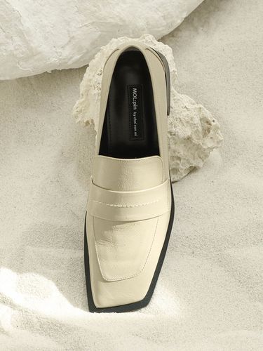 Koa loafer_Deepwhite - MOL:pin - Modalova