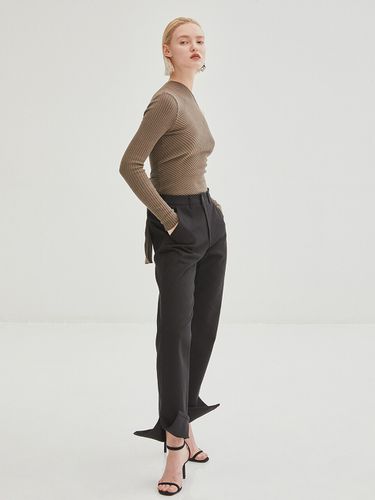 STITCHED STRAIGHT BH COTTON PANTS_BLACK - ONNE - Modalova