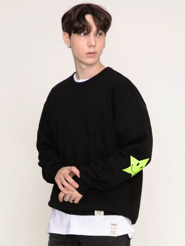 Smiley Face Star Logo Elbow Sweatshirt - GRAVER - Modalova