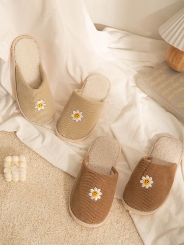 Corduroy Smile Flower Embroidery Slippers - DECOVIEW - Modalova