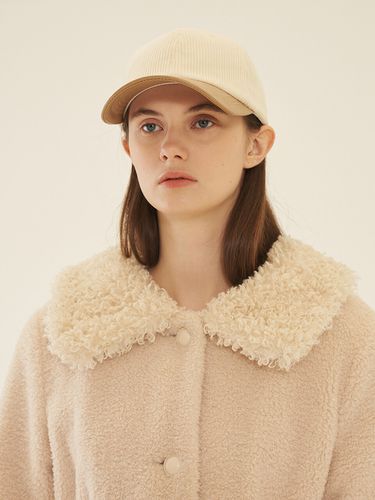 SOFT Leather Corduroy Cap - SOFT SEOUL - Modalova