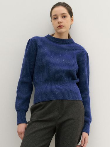 Volume Slim Wool Knit Top - BLUV - Modalova