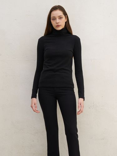 Bluv Minimal Turtle Neck Top - BLUV - Modalova