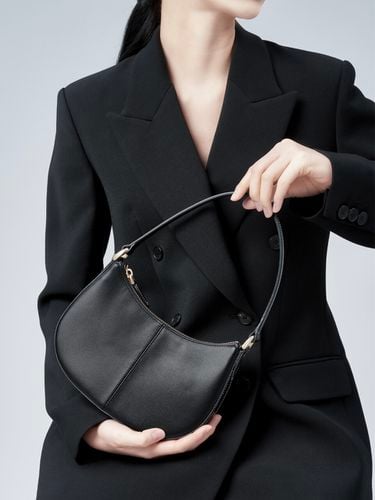 Anna Black Shoulder Bag - AMADEE - Modalova