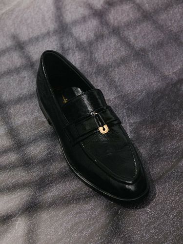 Glossy Loafer_Black - BLANC TOE - Modalova