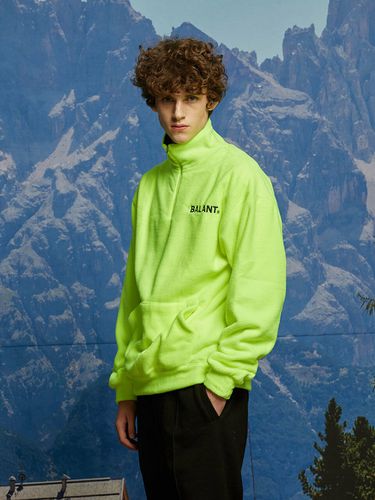 Hope And Passion Half Zip Pullover_Neon - BALANT - Modalova