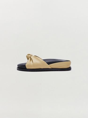 SOY Knotted Slide Sandal - Beige - EENK - Modalova