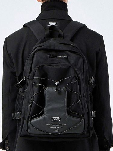 Scotch String SQ Backpack (Black) - PIECEMAKER - Modalova