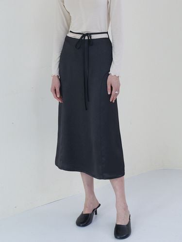 String Satin Skirt_Black - Nouve - Modalova