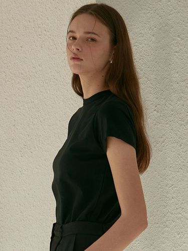 Mini half sleeve T (black) - ouie - Modalova